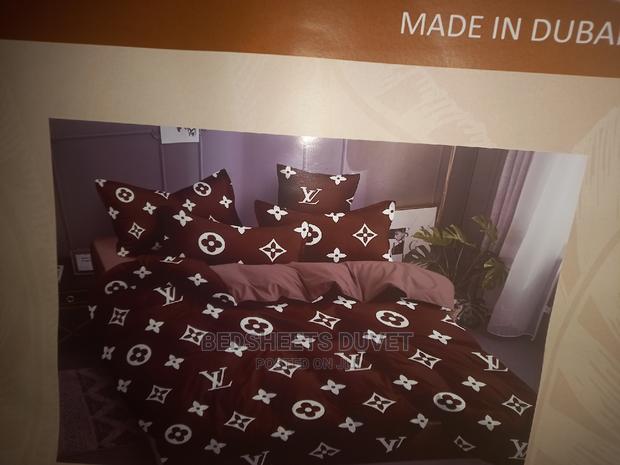 Louis Vuitton Duvet Set · Photo 2