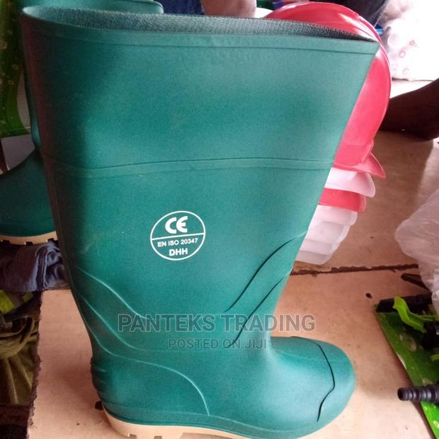Rain Boots · Photo 3
