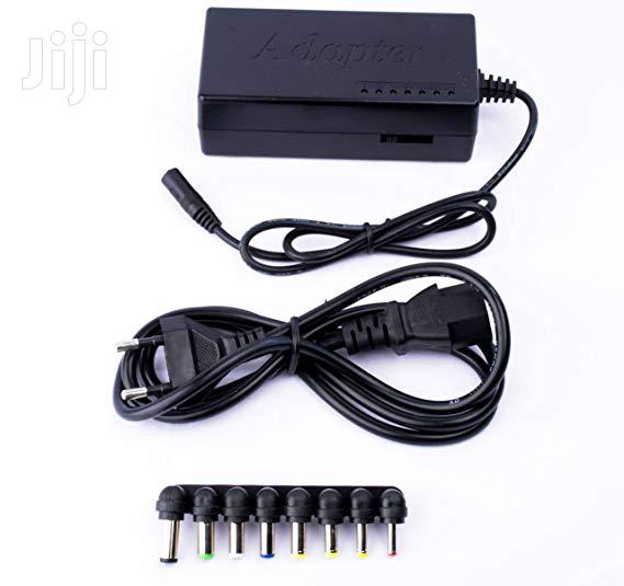 Universal Charger · Photo 3