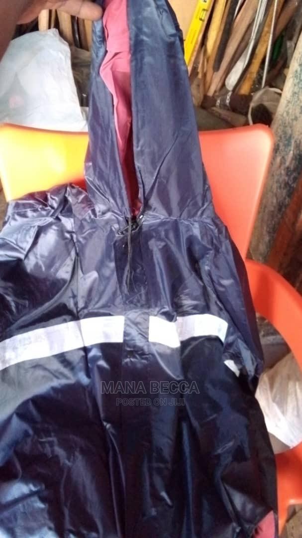 Raincoat Wear · Photo 1