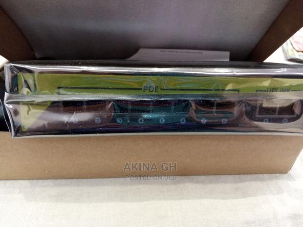 Ai Poe 8 Port Poe Switch 10/100 MBPS 2 Uplink · Photo 4