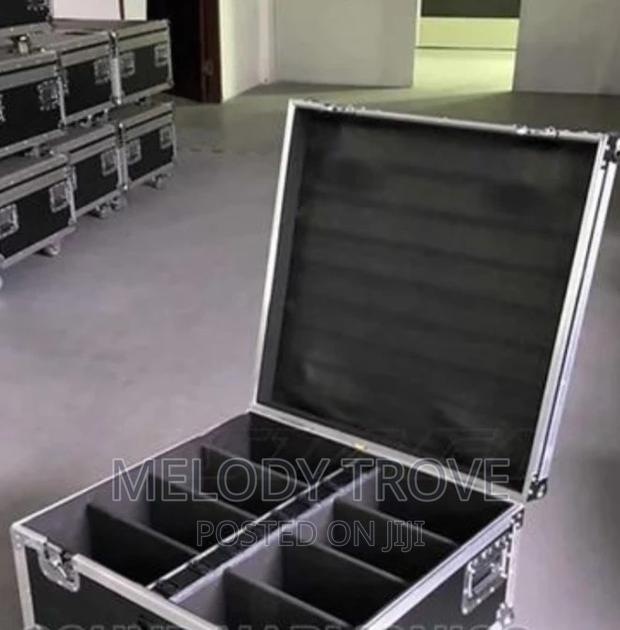 8 In 1 Stage Light Flight Case · Photo 3