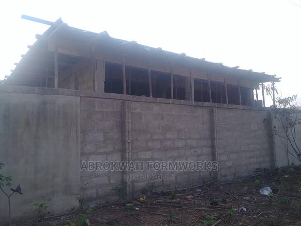 Props/Scaffolds/Bamboo/Metals/Decking /Formwork