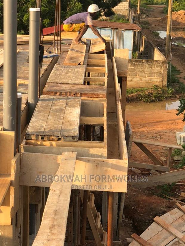 Props/Scaffolds/Bamboo/Metals/Decking /Formwork