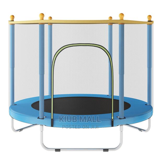 Trampoline · Photo 3