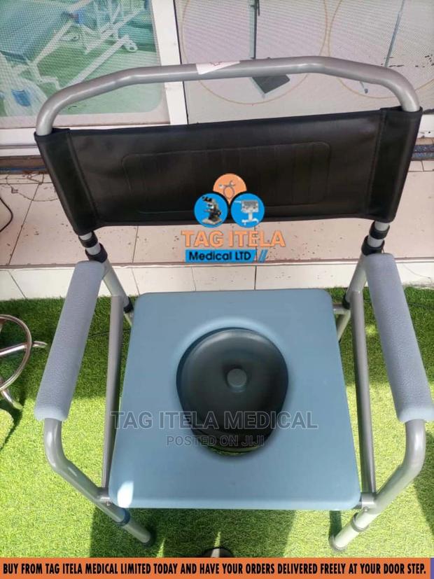 Commode Seat (Leather) · Photo 4