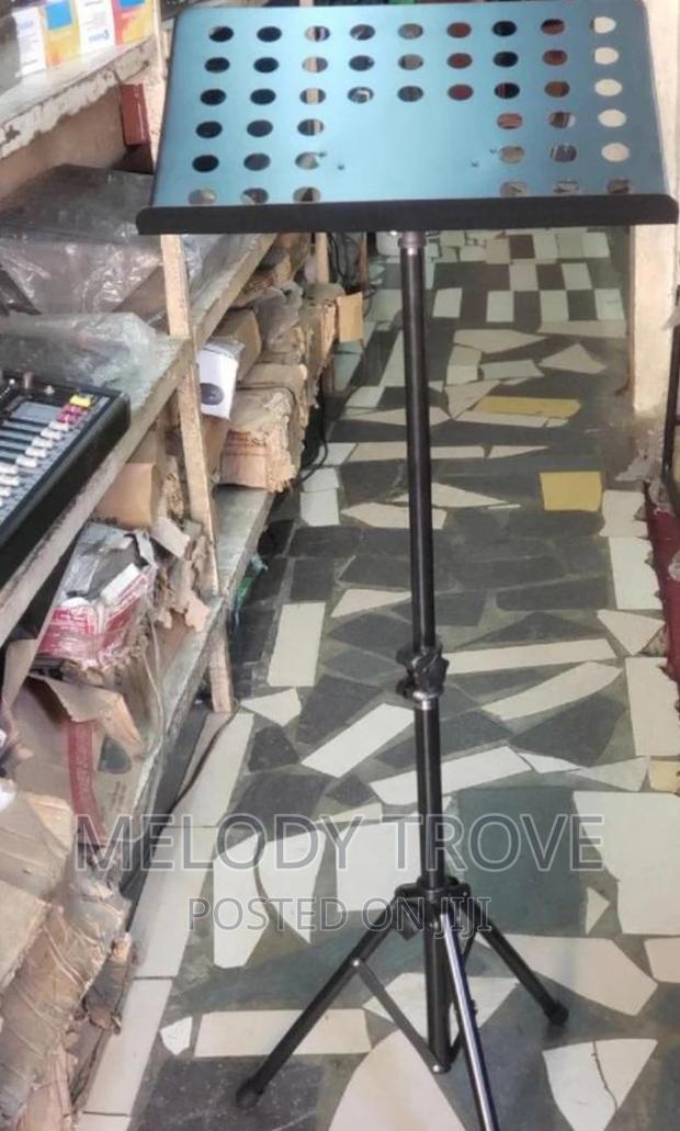 Music Stand · Photo 4