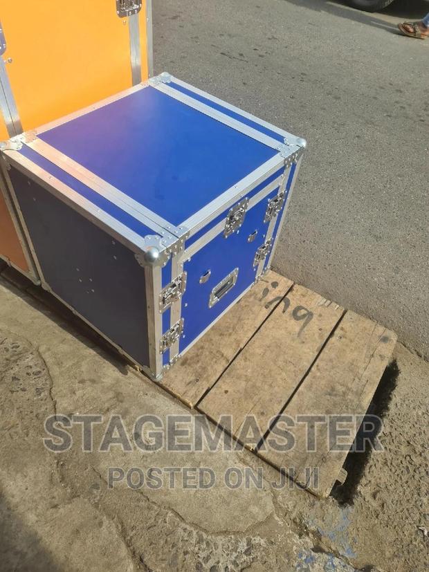 12 U DJ Rack · Photo 1