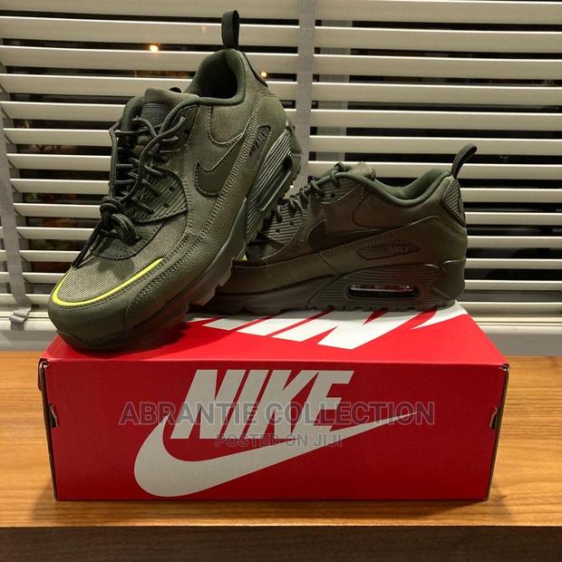 Nike Airmax 90 Surplus Khaki Green · Photo 3