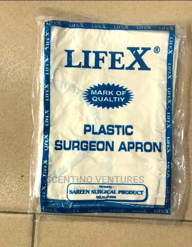 Plastic Surgeon Apron · Photo 2
