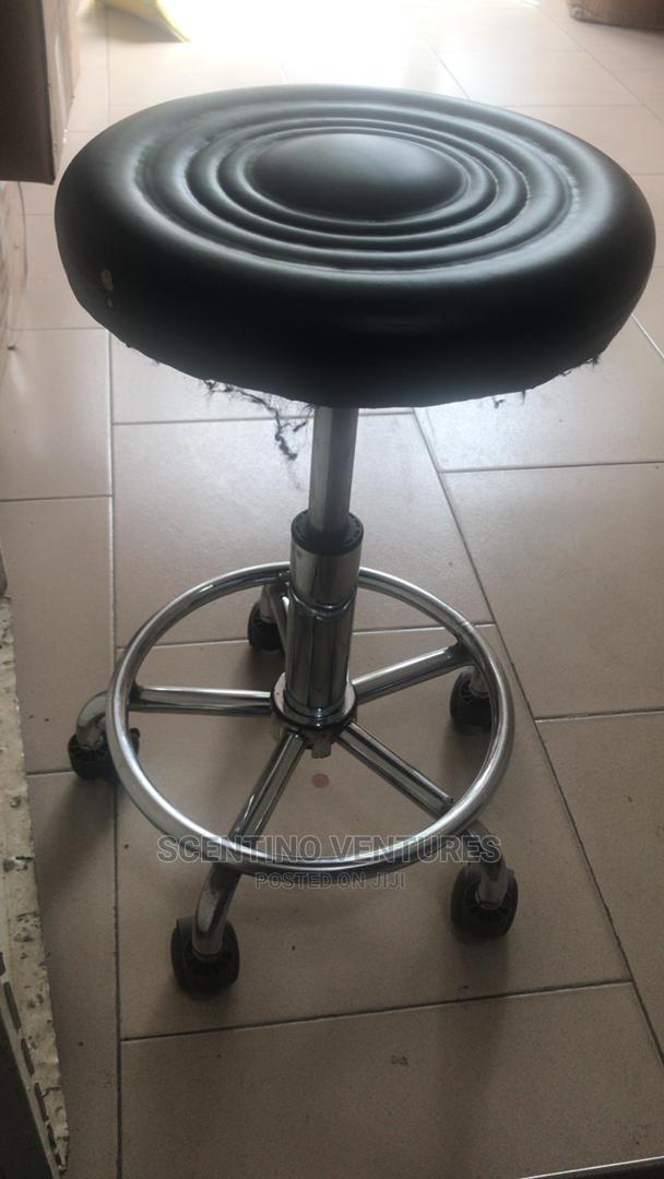 Doctor's Stool · Photo 2