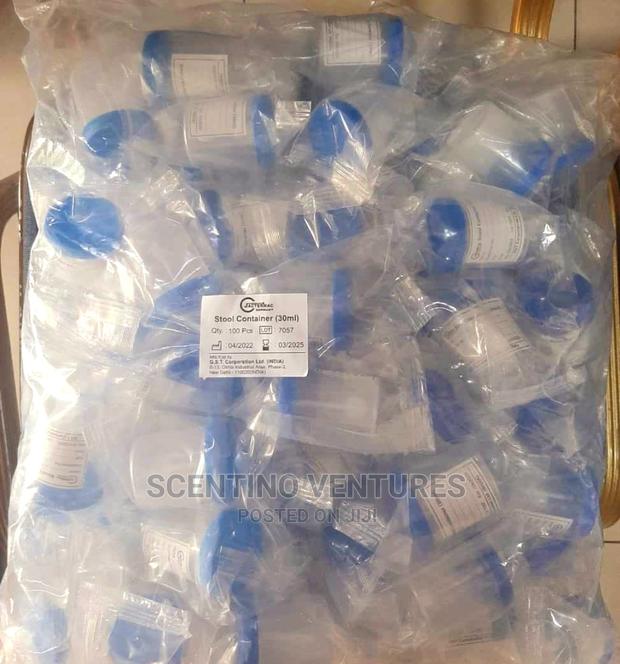 Stool Container (30ml) · Photo 4