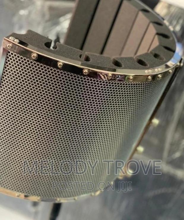 Alctron Pf32 Sound Insulation Shield for Microphones · Photo 4