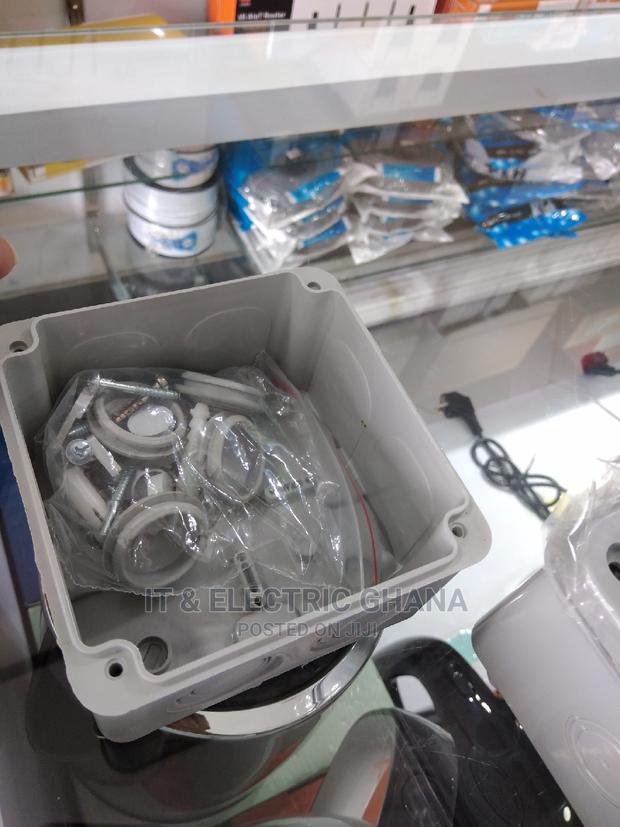 110 X 110 Waterproof Junction Box · Photo 4