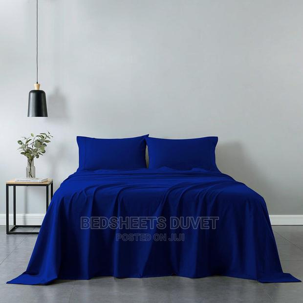 2 Bedsheet and 4 Pillow Cases · Photo 2