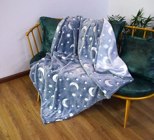 Glow in the Dark Blanket · Photo 2