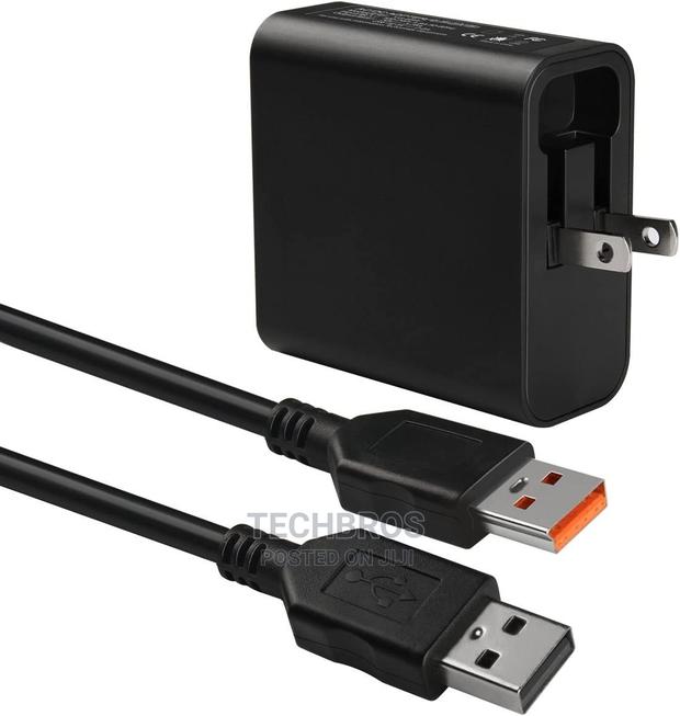 Yoga 3 Charger 65W · Photo 3