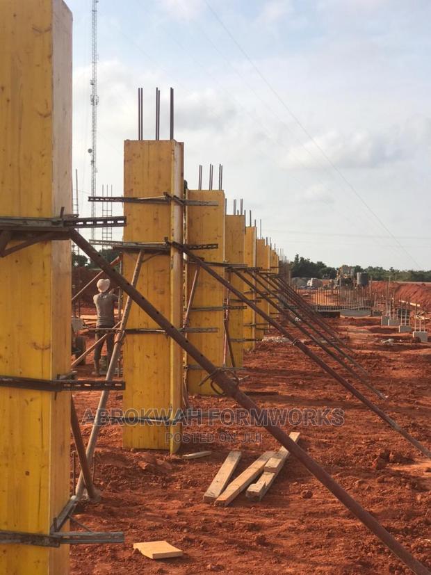 Pillars/Adjustable Moulds/Coulmns/Yellowboard/Formwork · Photo 4