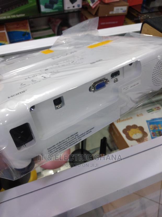 Epson Projector photo 2