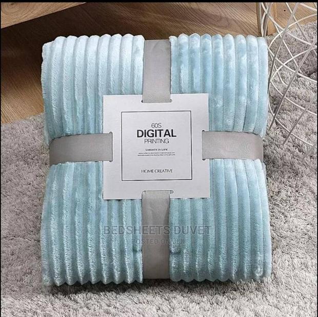 Ocean Blue Blanket · Photo 2