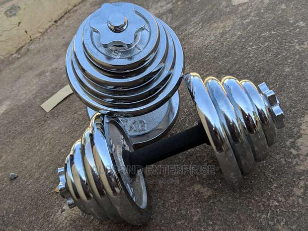 35kg Adjustable Dumbbells · Photo 3
