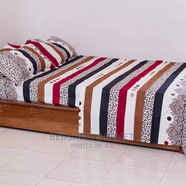 1 Bedsheet and 2 Pillow Cases · Photo 2