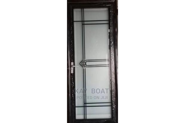 All Standard Bathroom Doors Available · Photo 2