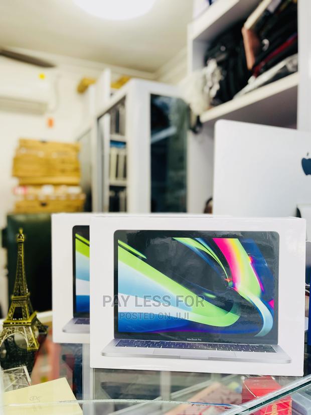 New Laptop Apple MacBook Pro 2020 8GB Apple M2 SSD 256GB · Photo 4