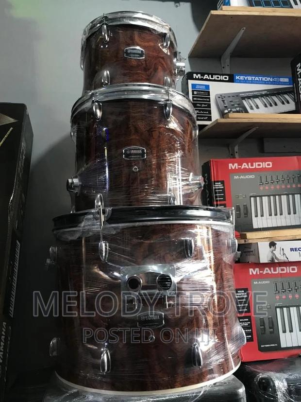 Yamaha High-Grade Drums (Sleek Brown Colour) · Photo 3