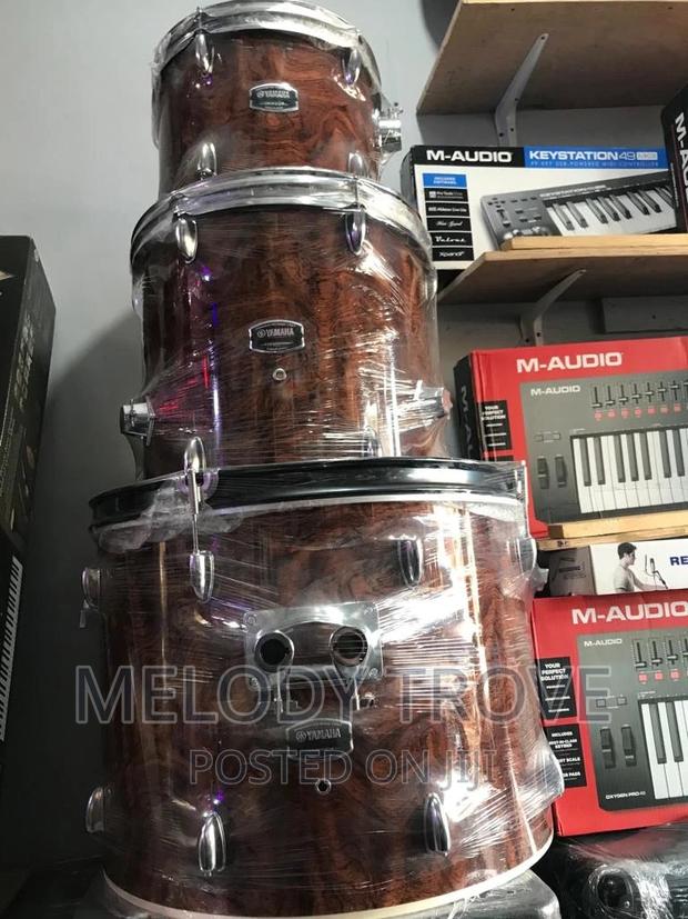 Yamaha High-Grade Drums (Sleek Brown Colour) · Photo 4
