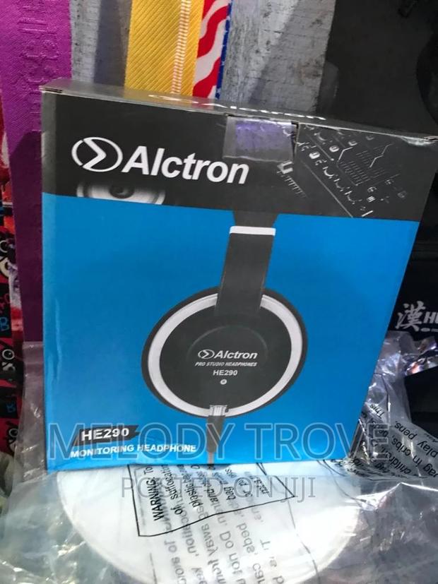 Alctron He290 Closed Monitor Headphone · Photo 4