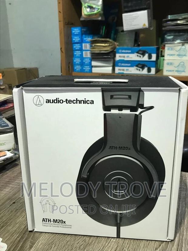 Audio-Technica Ath-M20x Studio Monitoring Headphones · Photo 4