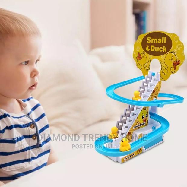 Kids Duck Stair Climbing Competition photo 3