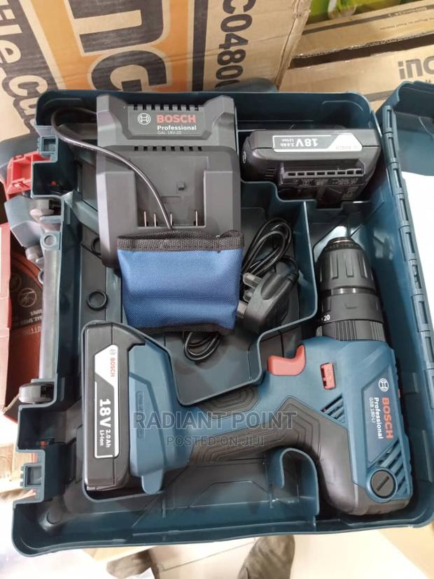 Bosch 18v Cordless Impact Drill · Photo 3