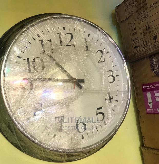Durable Wall Clock · Photo 2