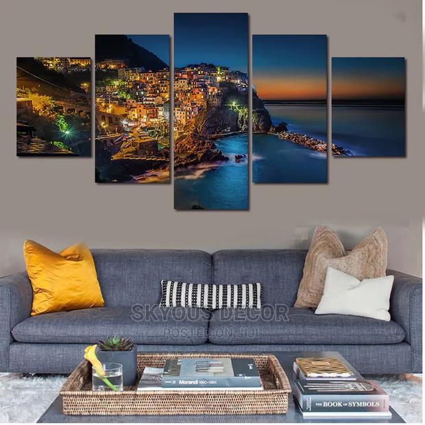 Wall Canvas · Photo 2