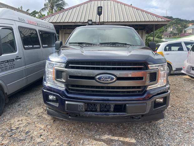 Ford F-150 2019 Blue