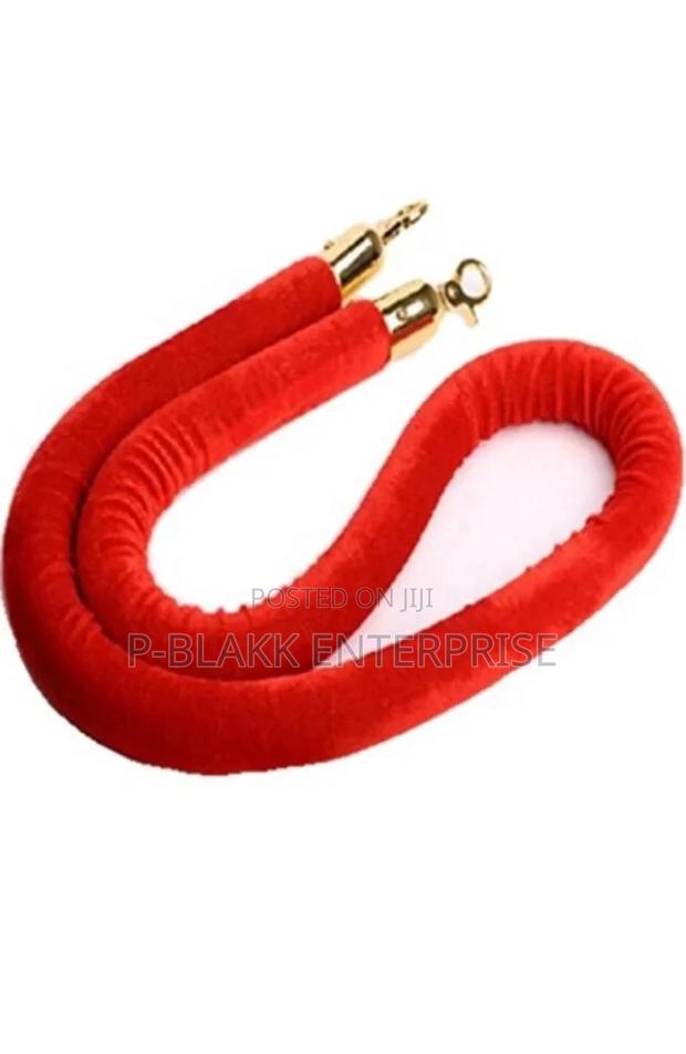 Velvet Rope Stanchion/Crowd Control Velvet Ropes · Photo 4