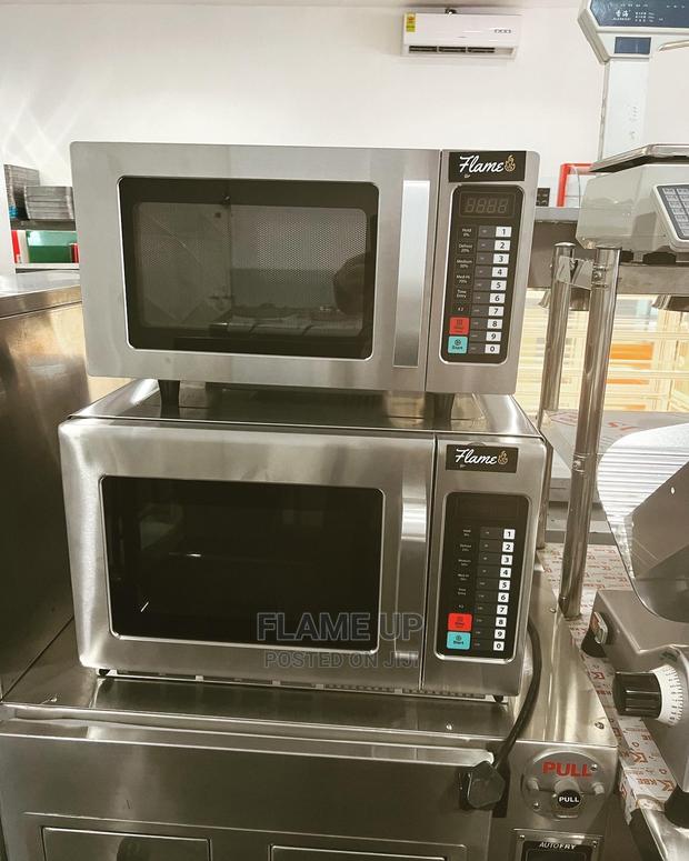 Commercial Microwave · Photo 3