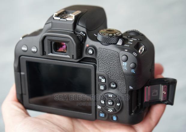 Quality Canon EOS 800D Digital SLR With 18-55 Is STM Lens · Photo 4