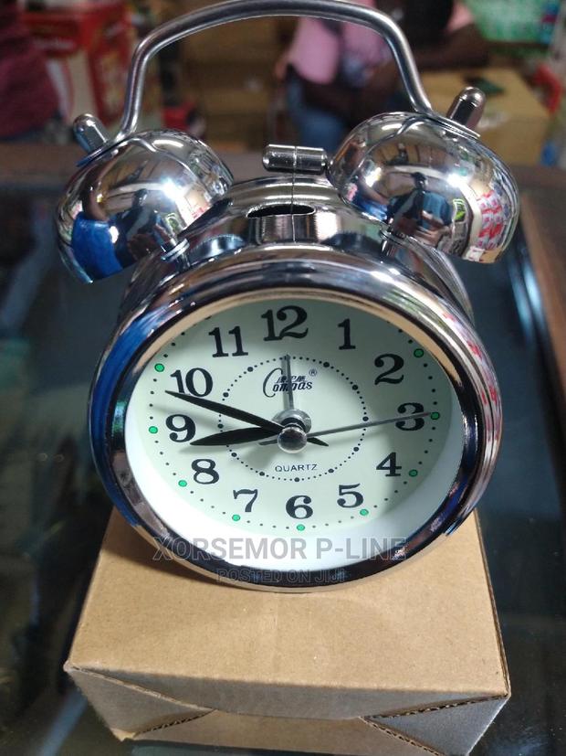 Silver Alarm Clock · Photo 4