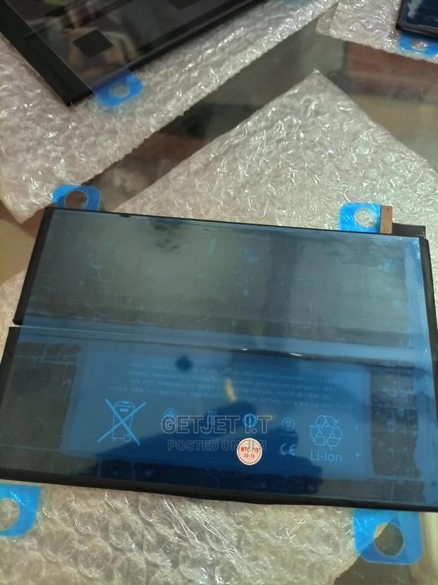 All New Batteries For iPads Available · Photo 4