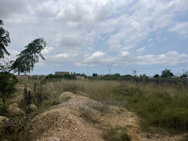 Two Plots of Land for Sale at Santeo · Photo 4