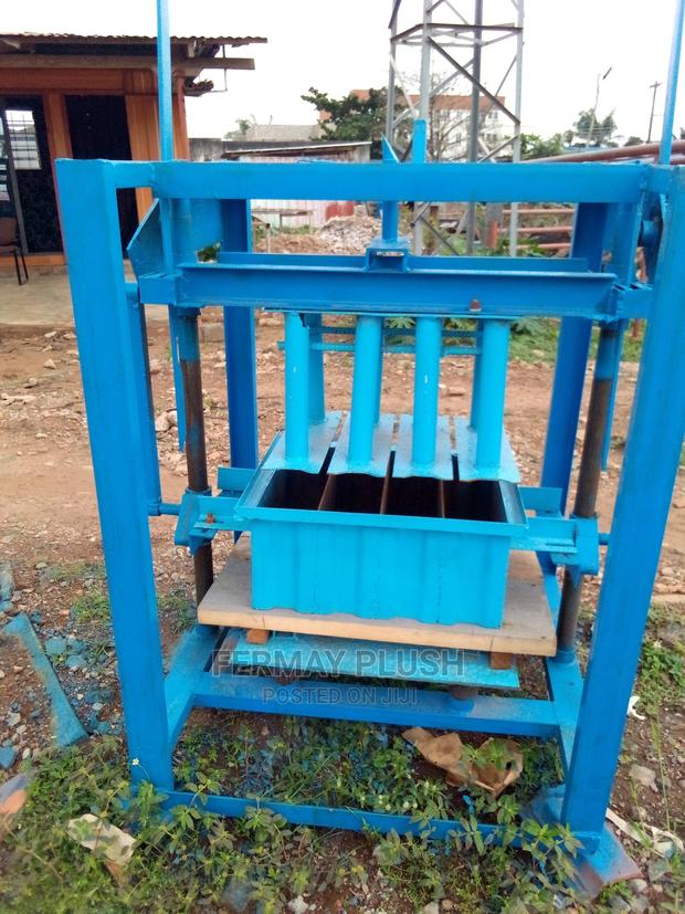 Heavy Machines for Block Making for Sale · Photo 4