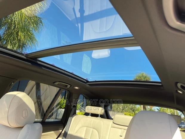 New BMW X5 2022 Gray photo 10