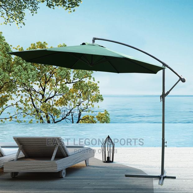 Cantilever Parasol Green Swimming Pool Cover · Photo 2