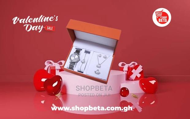 Gifts for Your Special Lady on Vals Day · Photo 4