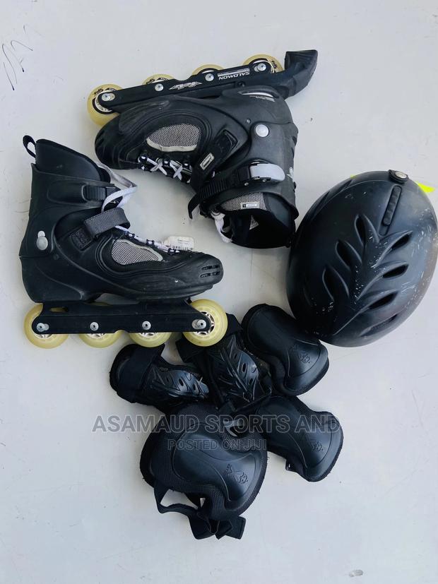 Original Set of Skating Gears at Cool Price · Photo 3