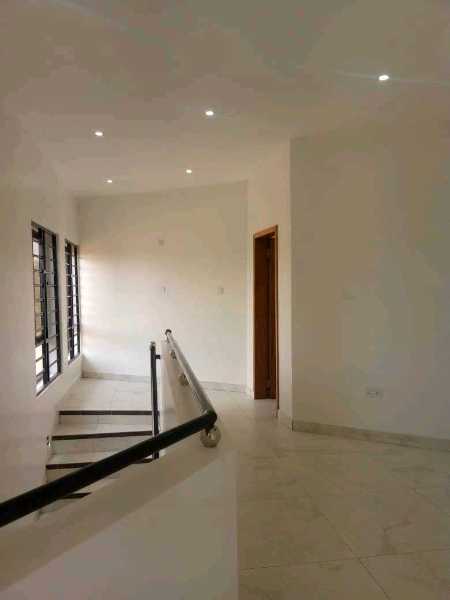 2 Bdrm Apartment Unfurnished in cantoment walk wak road for rent