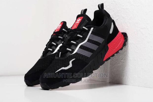 Adidas Sneaker · Photo 4